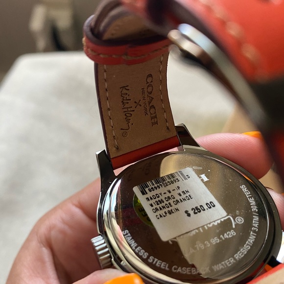 COACH X Keith Haring Watch - Picture 5 of 8